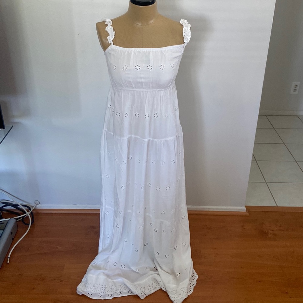 Jessica Simpson White Eyelet Maxi Dress
